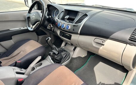 Mitsubishi L200 IV рестайлинг, 2008 год, 950 000 рублей, 9 фотография
