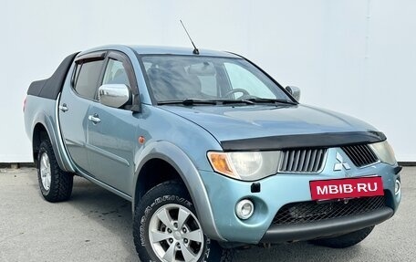 Mitsubishi L200 IV рестайлинг, 2008 год, 950 000 рублей, 3 фотография