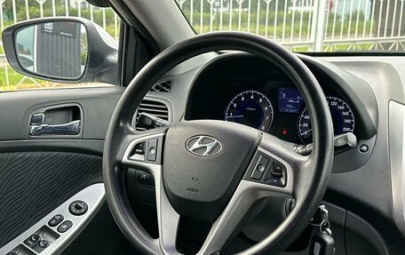 Hyundai Solaris II рестайлинг, 2013 год, 919 000 рублей, 11 фотография