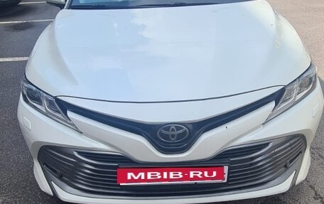 Toyota Camry, 2019 год, 2 650 000 рублей, 1 фотография