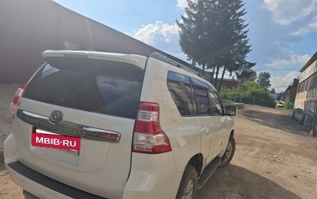 Toyota Land Cruiser Prado 150 рестайлинг 2, 2014 год, 3 600 000 рублей, 2 фотография