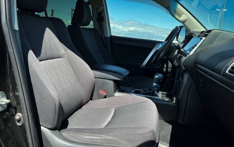 Toyota Land Cruiser Prado 150 рестайлинг 2, 2021 год, 6 180 000 рублей, 18 фотография