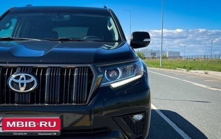 Toyota Land Cruiser Prado 150 рестайлинг 2, 2021 год, 6 180 000 рублей, 6 фотография