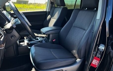 Toyota Land Cruiser Prado 150 рестайлинг 2, 2021 год, 6 180 000 рублей, 11 фотография