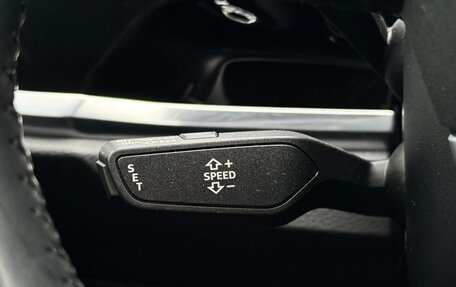 Audi Q3, 2019 год, 2 950 000 рублей, 16 фотография