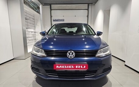 Volkswagen Jetta VI, 2013 год, 699 000 рублей, 2 фотография