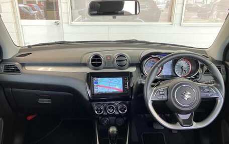 Suzuki Swift V, 2022 год, 1 150 000 рублей, 5 фотография