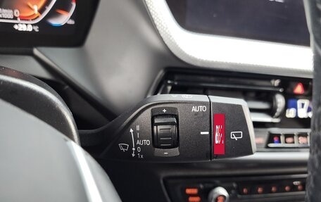 BMW 1 серия, 2022 год, 2 250 000 рублей, 12 фотография