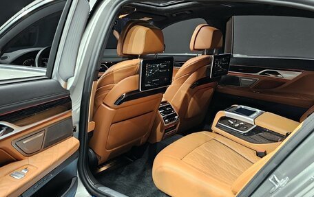 BMW 7 серия, 2021 год, 4 960 000 рублей, 19 фотография