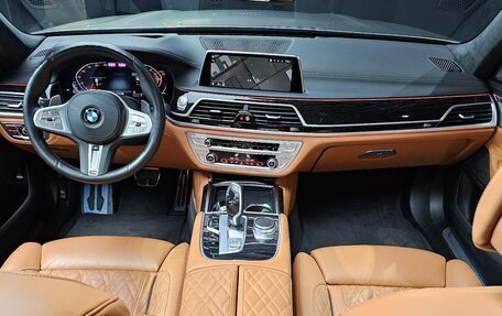 BMW 7 серия, 2021 год, 4 960 000 рублей, 15 фотография