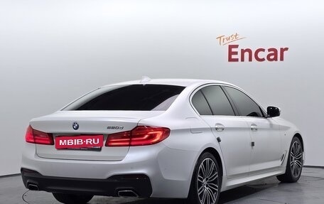 BMW 5 серия, 2020 год, 3 043 000 рублей, 2 фотография