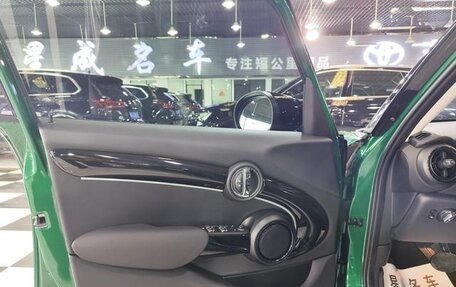 MINI Hatch, 2022 год, 2 350 000 рублей, 11 фотография