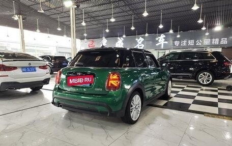 MINI Hatch, 2022 год, 2 350 000 рублей, 4 фотография