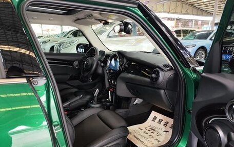 MINI Hatch, 2022 год, 2 350 000 рублей, 17 фотография