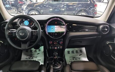 MINI Hatch, 2022 год, 2 350 000 рублей, 19 фотография