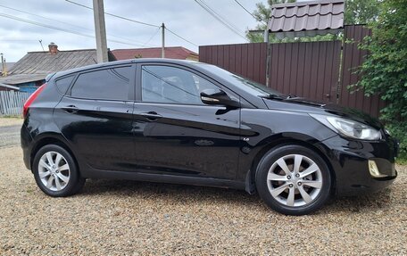 Hyundai Solaris II рестайлинг, 2012 год, 850 000 рублей, 2 фотография