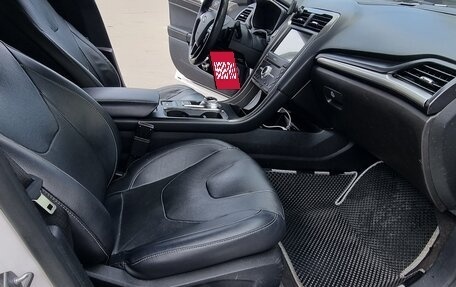 Ford Fusion (North America) II, 2018 год, 1 900 000 рублей, 11 фотография