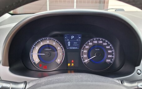 Hyundai Solaris II рестайлинг, 2012 год, 850 000 рублей, 13 фотография