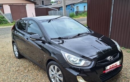 Hyundai Solaris II рестайлинг, 2012 год, 850 000 рублей, 19 фотография