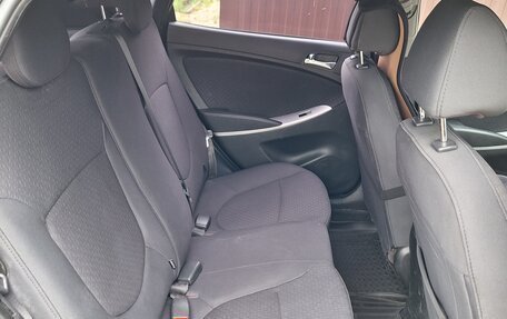 Hyundai Solaris II рестайлинг, 2012 год, 850 000 рублей, 21 фотография