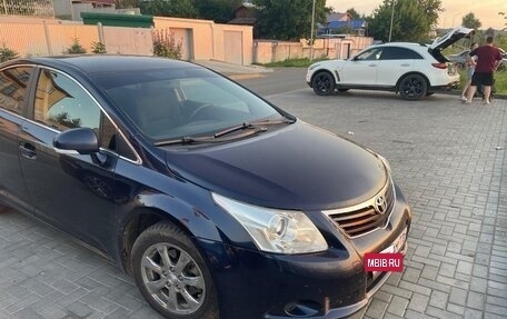 Toyota Avensis III рестайлинг, 2009 год, 735 000 рублей, 2 фотография