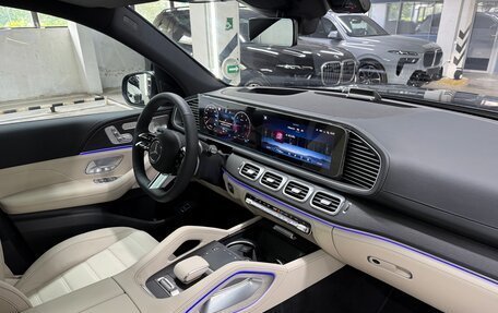 Mercedes-Benz GLS, 2025 год, 15 800 000 рублей, 31 фотография