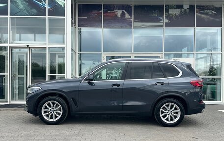 BMW X5, 2019 год, 5 890 000 рублей, 2 фотография