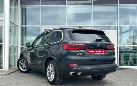 BMW X5, 2019 год, 5 890 000 рублей, 3 фотография