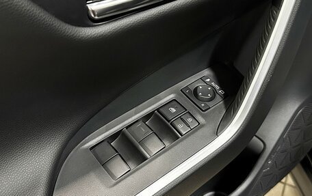 Toyota RAV4, 2025 год, 3 897 000 рублей, 19 фотография