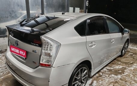 Toyota Prius, 2009 год, 800 000 рублей, 4 фотография