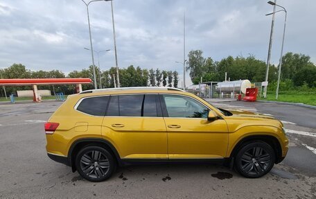 Volkswagen Teramont I, 2018 год, 2 800 000 рублей, 2 фотография