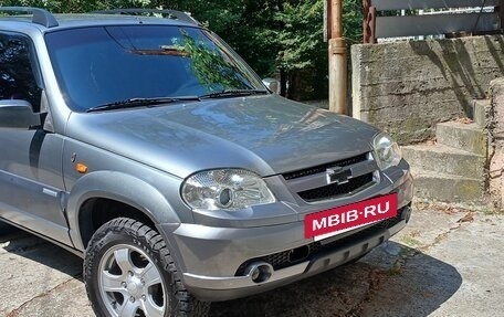 Chevrolet Niva I рестайлинг, 2009 год, 550 000 рублей, 2 фотография
