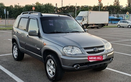 Chevrolet Niva I рестайлинг, 2009 год, 550 000 рублей, 8 фотография