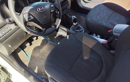 KIA Rio III рестайлинг, 2016 год, 610 000 рублей, 14 фотография