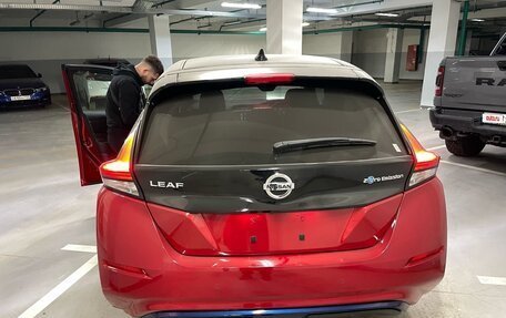Nissan Leaf II, 2020 год, 2 150 000 рублей, 5 фотография