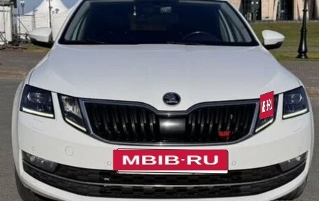 Skoda Octavia, 2017 год, 1 550 000 рублей, 3 фотография