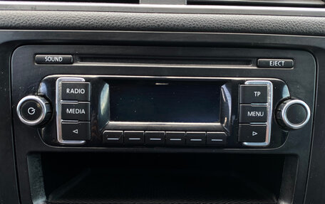 Volkswagen Jetta VI, 2012 год, 899 000 рублей, 11 фотография