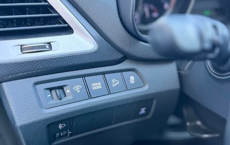 Hyundai Santa Fe III рестайлинг, 2017 год, 1 999 000 рублей, 15 фотография