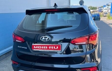 Hyundai Santa Fe III рестайлинг, 2017 год, 1 999 000 рублей, 4 фотография