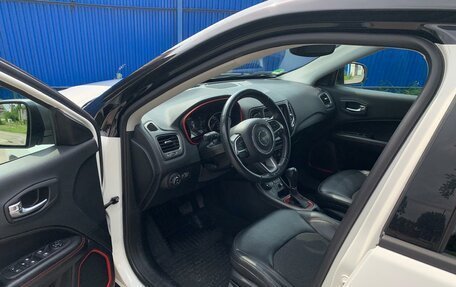 Jeep Compass II, 2018 год, 2 600 000 рублей, 12 фотография
