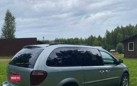 Chrysler Town & Country IV, 2001 год, 620 000 рублей, 4 фотография