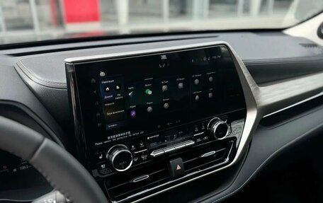 Toyota Highlander, 2025 год, 5 900 000 рублей, 24 фотография