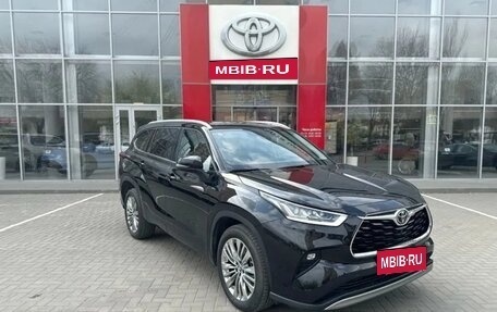 Toyota Highlander, 2025 год, 5 900 000 рублей, 3 фотография