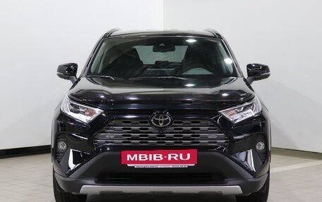 Toyota RAV4, 2020 год, 3 350 000 рублей, 2 фотография