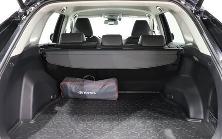 Toyota RAV4, 2020 год, 3 350 000 рублей, 12 фотография