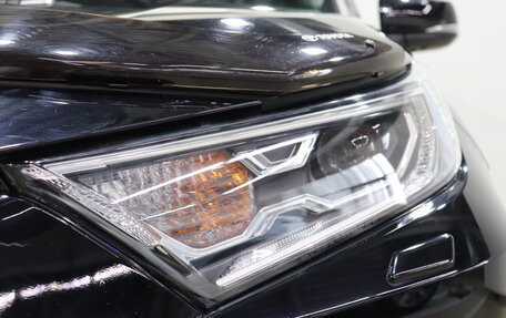 Toyota RAV4, 2020 год, 3 350 000 рублей, 9 фотография