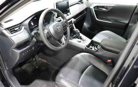 Toyota RAV4, 2020 год, 3 350 000 рублей, 17 фотография