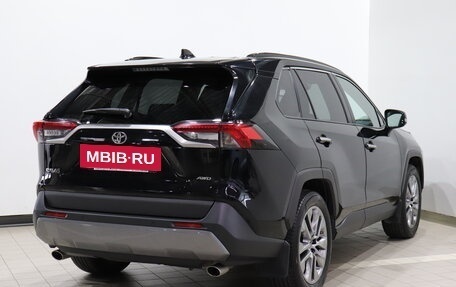 Toyota RAV4, 2020 год, 3 350 000 рублей, 5 фотография