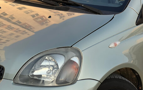 Toyota Yaris I рестайлинг, 2002 год, 449 000 рублей, 2 фотография