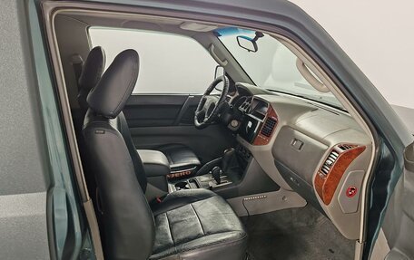 Mitsubishi Pajero III рестайлинг, 2005 год, 830 000 рублей, 17 фотография